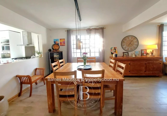 PEREYBÈRE – Superbe maison familiale moderne avec piscine – 4 chambres