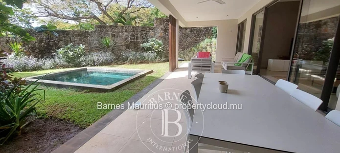 POINTE AUX CANONNIERS - Ground Floor Apartment - 3 Bedrooms