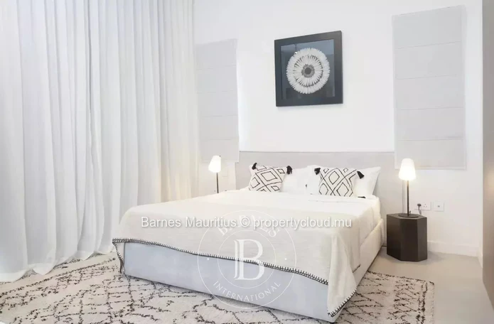PEREYBÈRE - Brand New 3-Bedroom Beachfront Apartment