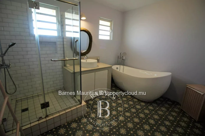BEAU VALLON -  Family house - 4 bedrooms