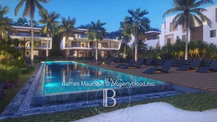 BLACK RIVER - Beachfront Apartment with Sea Views - 3 Bedrooms
