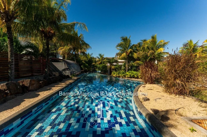 GRAND BAIE - Modern Villa with Pool - 4 Bedrooms