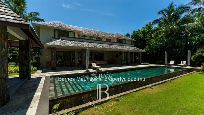 Anahita Golf Resort – 5-Bedroom Villa with Exceptional Golf Views