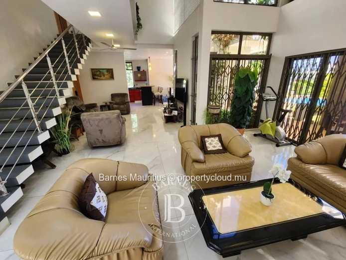 BEAU BASSIN - Beautiful Family Home - 4 Bedrooms