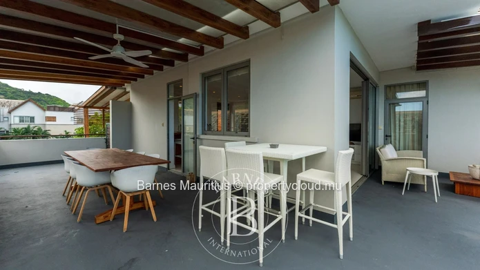 RIVIÈRE NOIRE - Appartement avec grande terrasse et piscine - 2 chambres