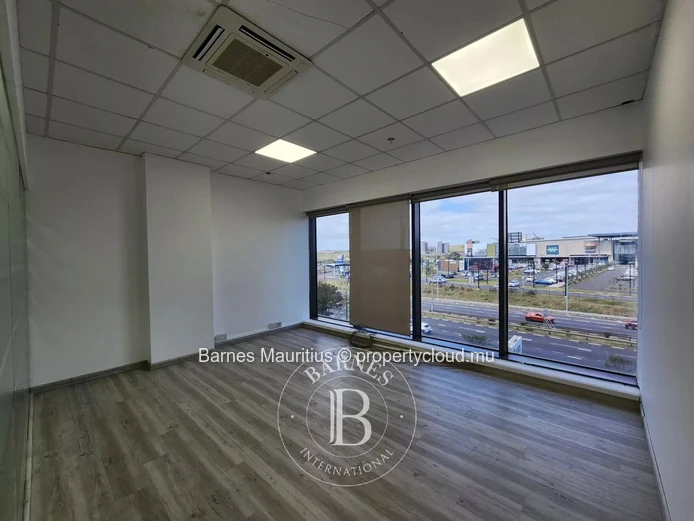 EBENE  -  Spacious office for rent   -  366 sqm