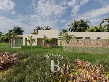 4 Bedroom Villa