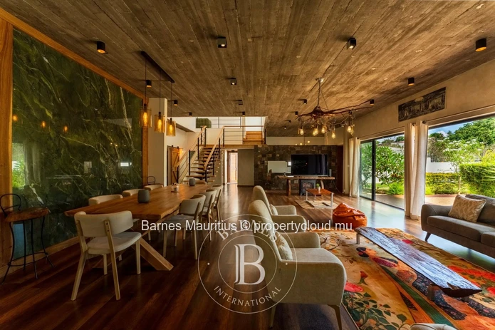 TRIANON - Beautiful Modern House for Sale - 3 Bedrooms