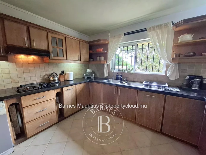 FLOREAL – Charming and Spacious Family Home - 3 Bedrooms