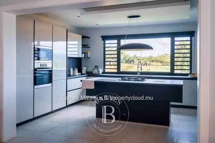 MOKA – Spacious villa – 3 bedrooms
