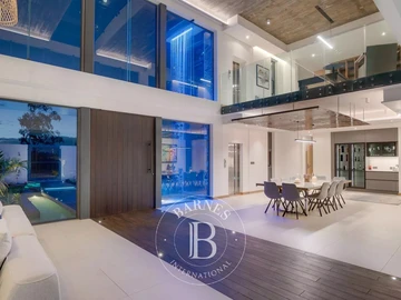 5 Bedroom Villa