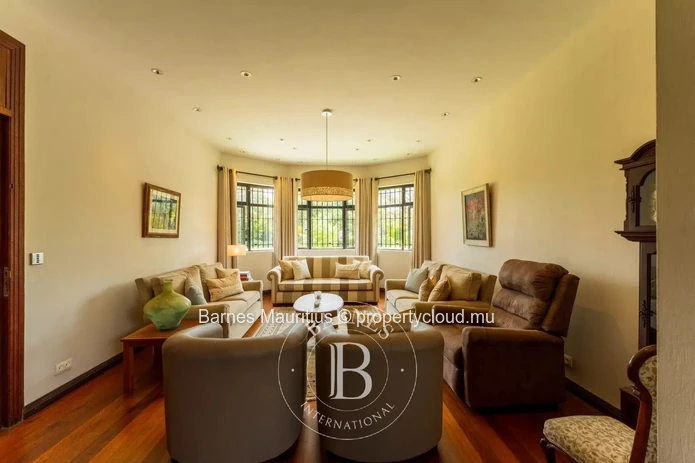 VACOAS - Magnifique maison familiale au charme intemporel – 5 chambres à coucher