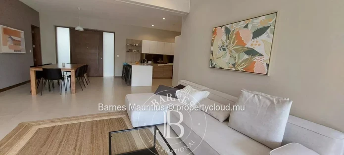 POINTE AUX CANONNIERS - Ground Floor Apartment - 3 Bedrooms