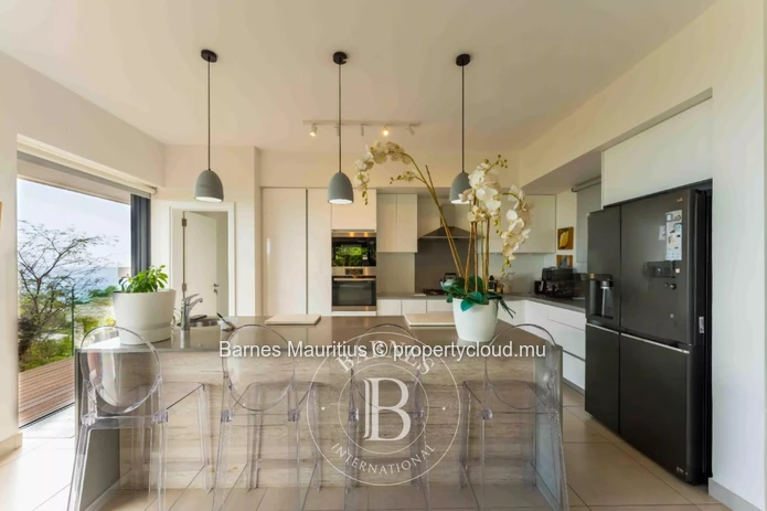 BLACK RIVER - Luxury Villa - 4 Bedrooms