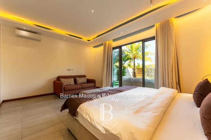 GRAND BAIE - Modern Villa with Pool - 4 Bedrooms