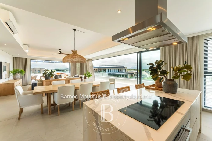 MONT CHOISY - Luxury Penthouse with Sea Views and Private Pool - 3 Bedrooms