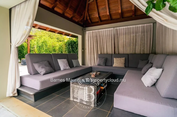 RIVIERE NOIRE - Serene villa with swimming pool - 4 bedrooms