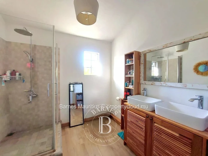 PEREYBÈRE – Superbe maison familiale moderne avec piscine – 4 chambres