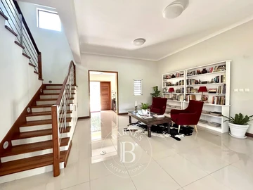 Villa de 5 Chambres
