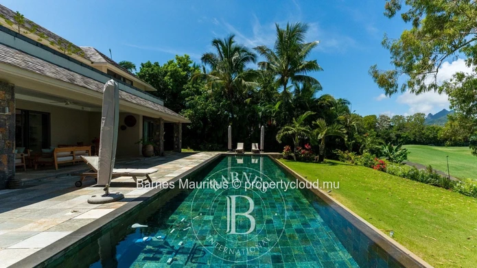 Anahita Golf Resort – 5-Bedroom Villa with Exceptional Golf Views