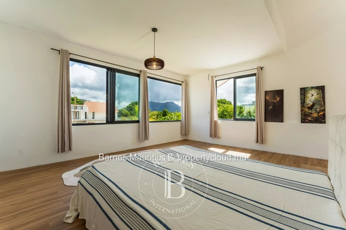 TRIANON - Beautiful Modern House for Sale - 3 Bedrooms