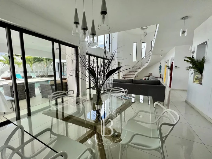 PEREYBÈRE - Maison moderne - 4 chambres
