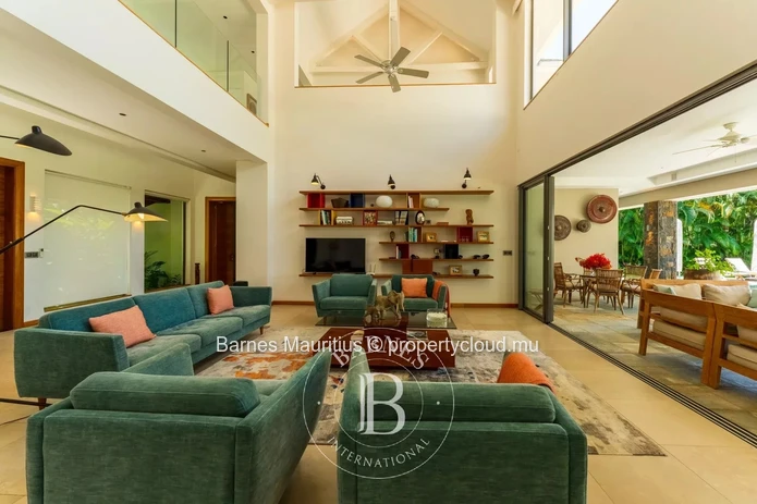 Anahita Golf Resort – 5-Bedroom Villa with Exceptional Golf Views