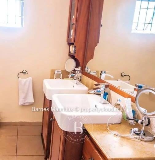 BELLE VUE HAREL – Island View Home – 4 Bedrooms