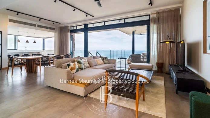 Black River - Villa with Sea View - 5 Bedrooms