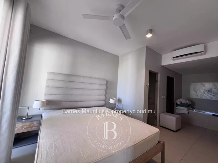 BAIN BOEUF – Penthouse with rooftop, pool, close to the beaches – 3 bedrooms