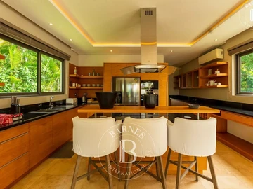 4 Bedroom Villa