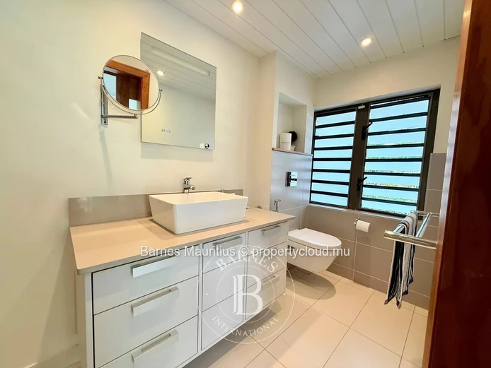 BLACK RIVER - Beautiful and Modern Family Villa - 4 Bedrooms