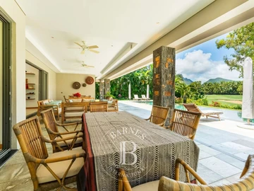 5 Bedroom Villa