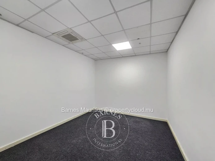 EBENE  -  Spacious office for rent   -  366 sqm