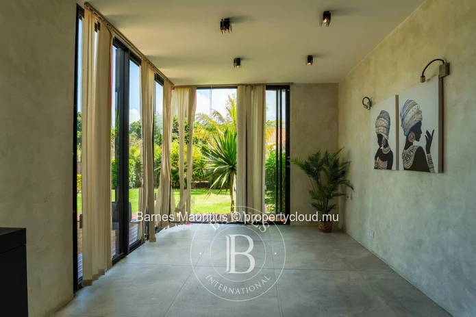 TRIANON - Beautiful Modern House for Sale - 3 Bedrooms