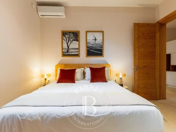 4 Bedroom Apartment