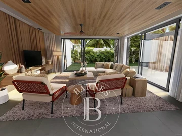 6 Bedroom Villa