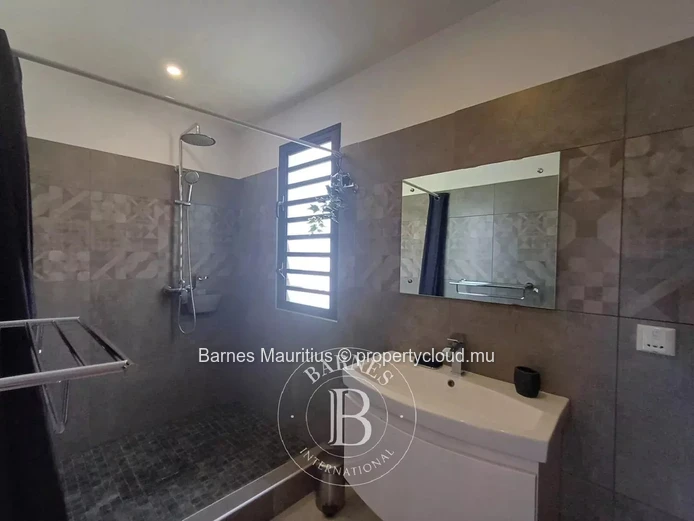 GRAND BAIE - Modern villa - 3 bedrooms