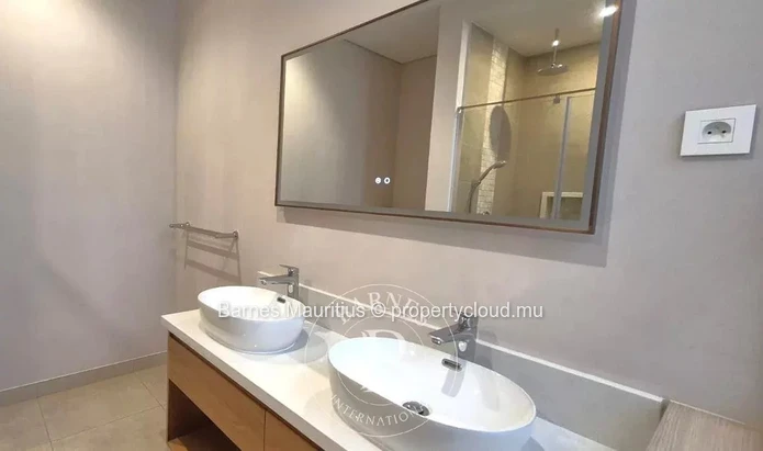 BELLE VUE - Modern Ground Floor Apartment - 3 Bedrooms