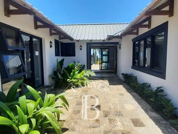 4 Bedroom Villa