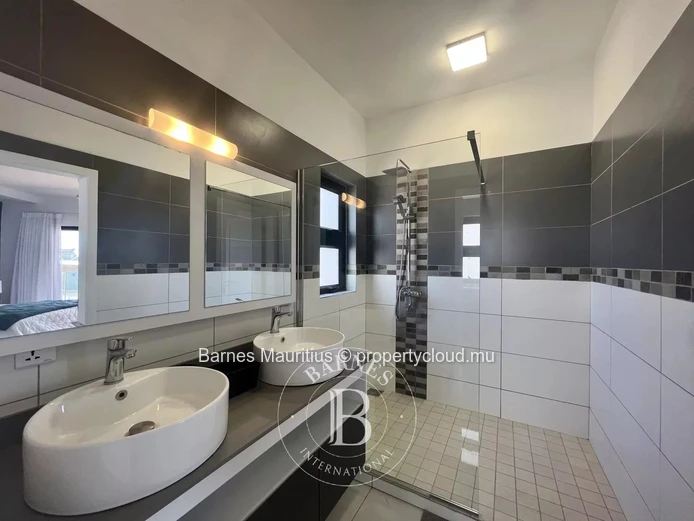FLIC EN FLAC - Sublime penthouse avec accès à la mer - 3 chambres