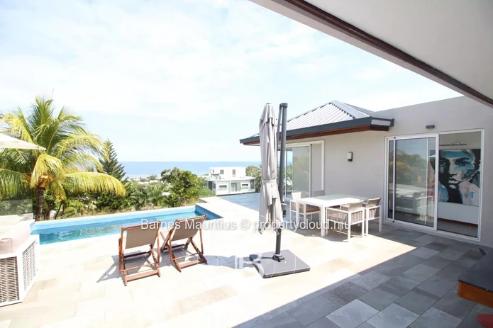TAMARIN - Villa with view on the lagoon and Le Morne - 7 bedrooms