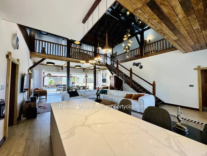 GRAND BAIE - Magnificent luxury villa - 6 bedrooms