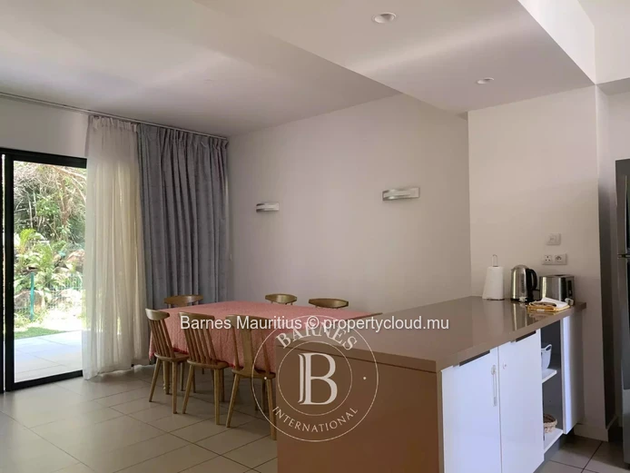 AZURI - 3-Bedroom House with Garden