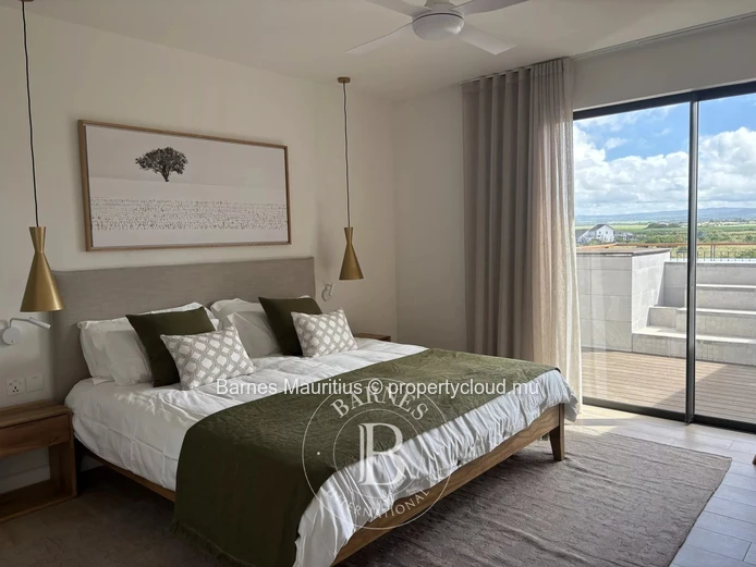 POINTE D'ESNY – Luxury Penthouse Overlooking Nature with Jacuzzi – 3 Bedrooms
