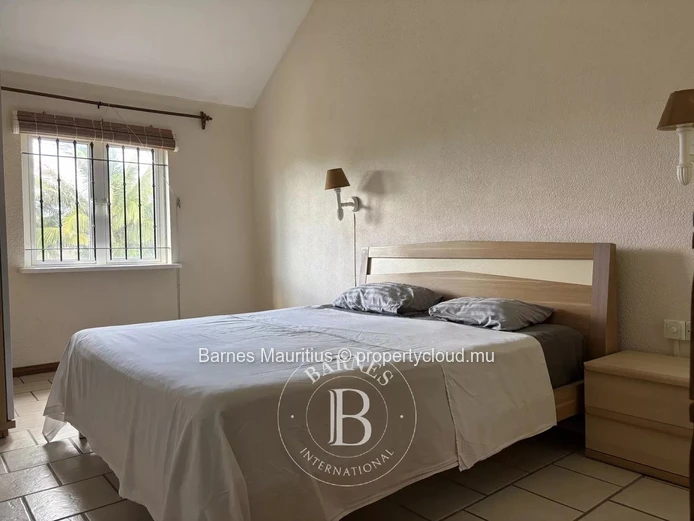 BLUE BAY - 2 Bungalow with swimming pool - 8 bedrooms