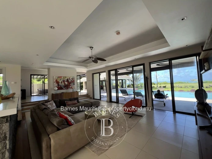 ANAHITA RESORT – Exceptional Sea View Villa – 5 Bedrooms