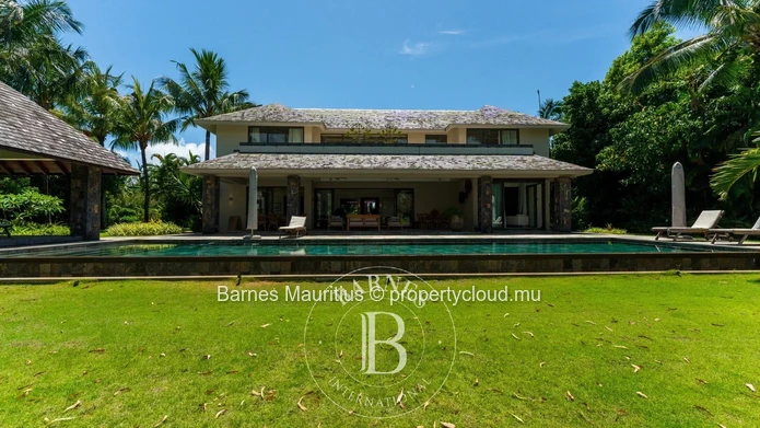 Anahita Golf Resort – 5-Bedroom Villa with Exceptional Golf Views