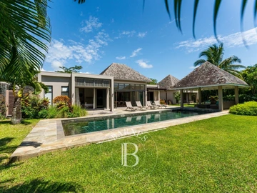 4 Bedroom Villa
