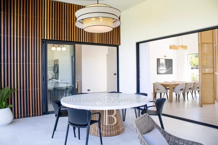 BEAU CHAMP – Family villa with rooftop and golf view – 3 bedrooms